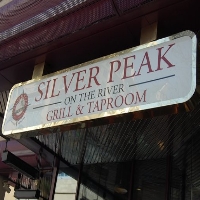 silver-peak-grill-and-taproom-college-bar-nv