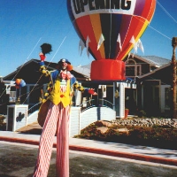 all-in-one-entertainment-stilt-walkers-nv